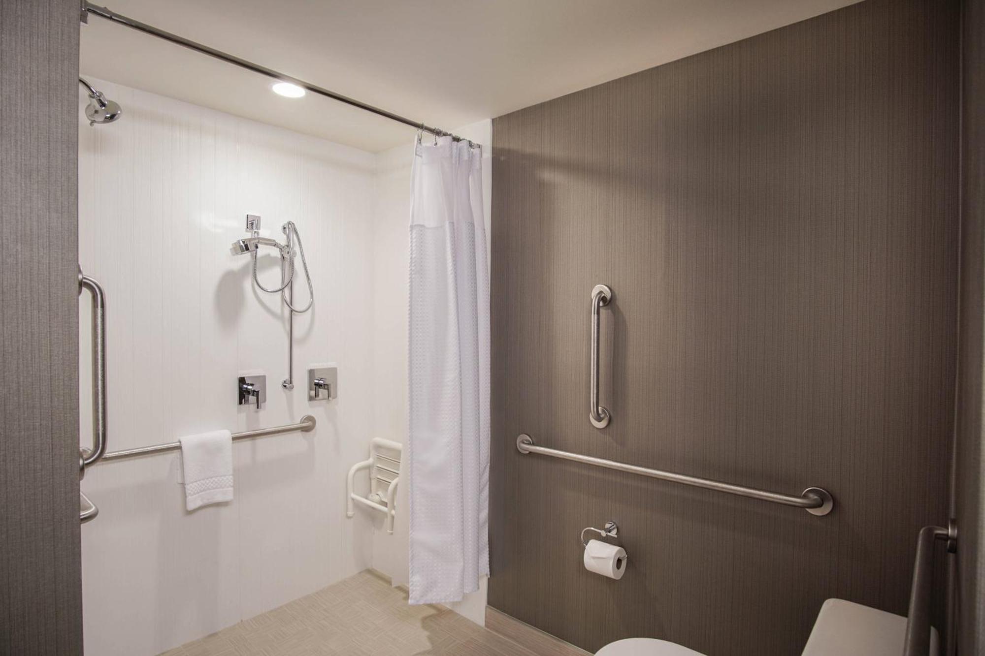 Courtyard By Marriott Lenox Berkshires Otel Dış mekan fotoğraf