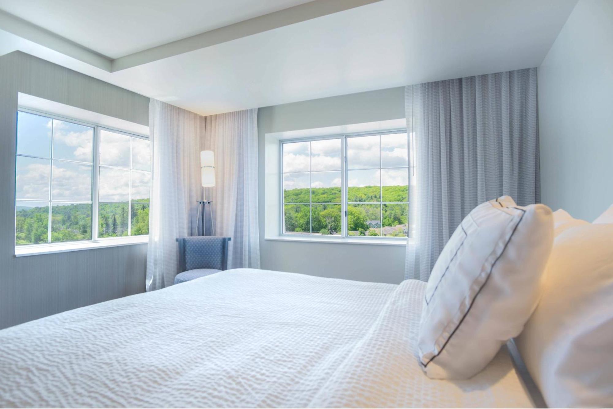 Courtyard By Marriott Lenox Berkshires Otel Dış mekan fotoğraf