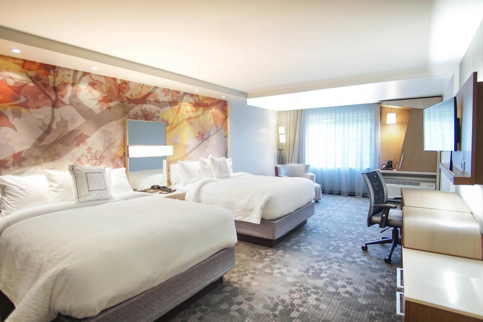 Courtyard By Marriott Lenox Berkshires Otel Dış mekan fotoğraf