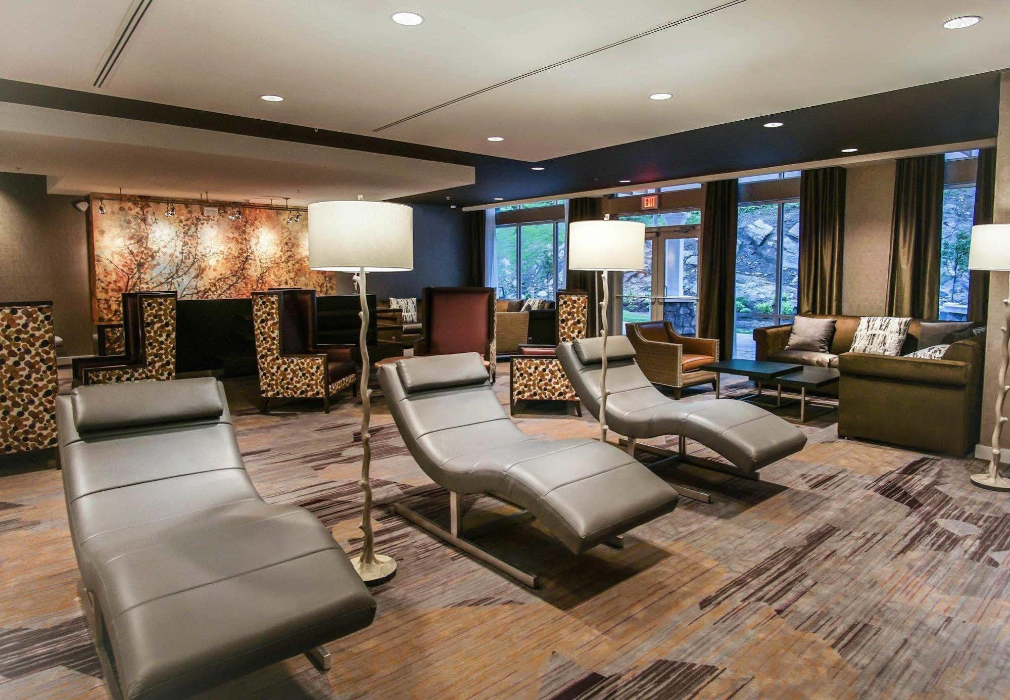 Courtyard By Marriott Lenox Berkshires Otel Dış mekan fotoğraf